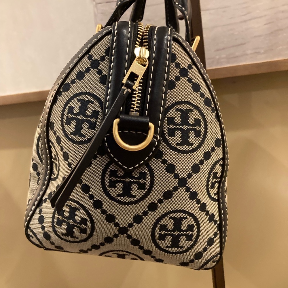 Tory Burch Tory Navy T Logo Monogram Jacquard Barrel Bag- $498 Sold Out!! - Picture 6 of 10